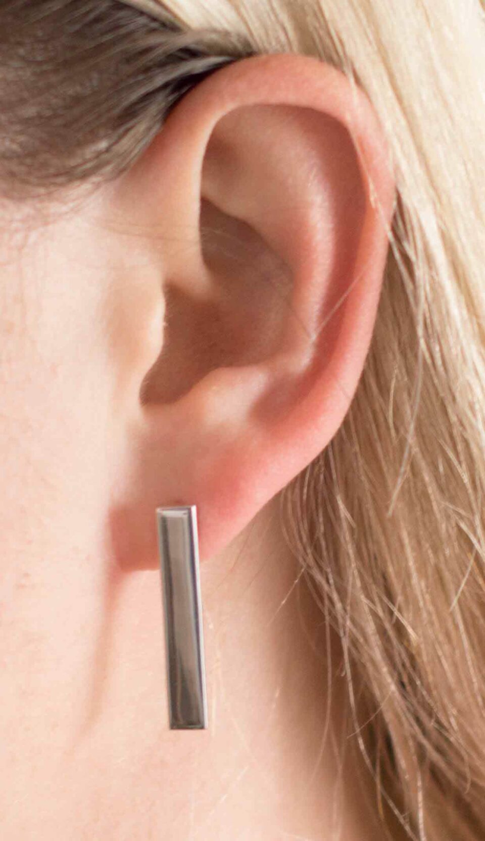EAR001 Model